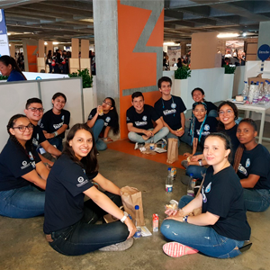 Mujeres de nuestra U, las heroínas de la Escuela de Líderes CES