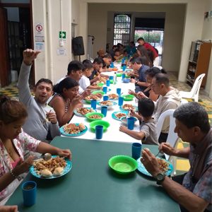 2.000 almuerzos para habitantes de calle, la nueva meta del programa Lazos