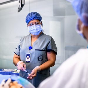 ICMT actualiza esquema de vacunación para el personal de salud