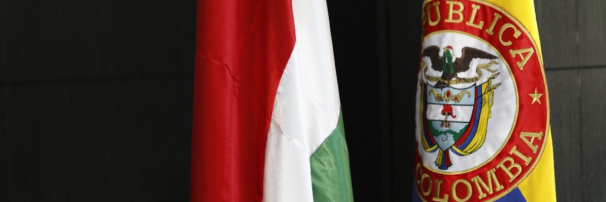 Hungría busca fortalecer lazos de cooperación con talento de la Universidad CES