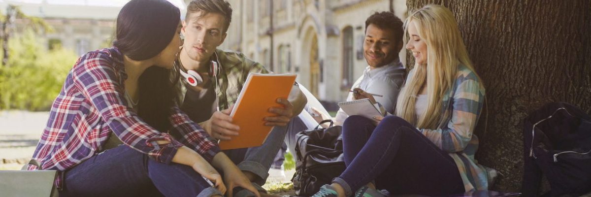 Conoce los beneficios de estudiar en el exterior junto a la Universidad CES