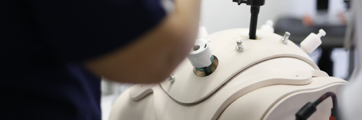 Innovacin mdica con el desarrollo de un simulador de ciruga laparoscpica