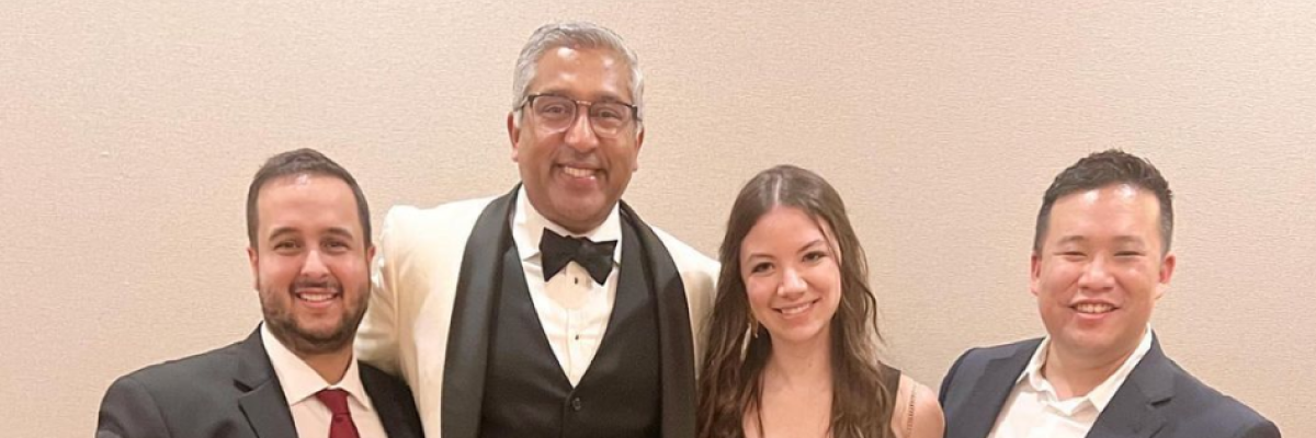 Dos médicos CES galardonados como mejores residentes en University of Texas Medical Branch