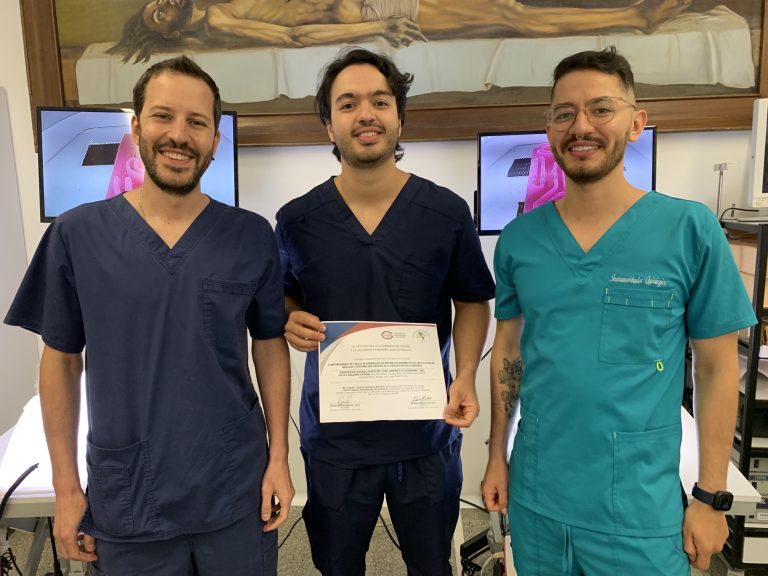 Con curvas de aprendizaje en residencias quirúrgicas la U. CES ganó en el Congreso Semana Quirúrgica Nacional