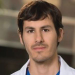 Médico CES fue galardonado como uno de los 10 colombianos destacados en España