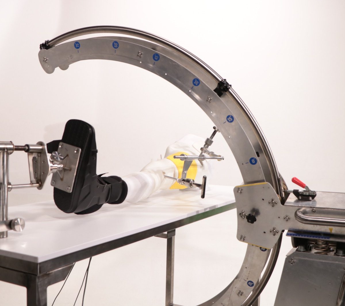 Simdesing recibe patente del simulador de ortopedia: nuevo desarrollo para el entrenamiento en la reducción de fracturas